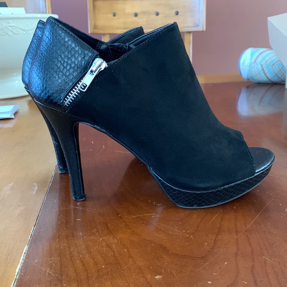 Women’s shoes